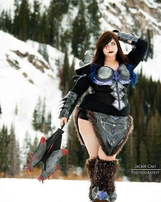 Ash Vickey in a hand-built Daedric armor cosplay